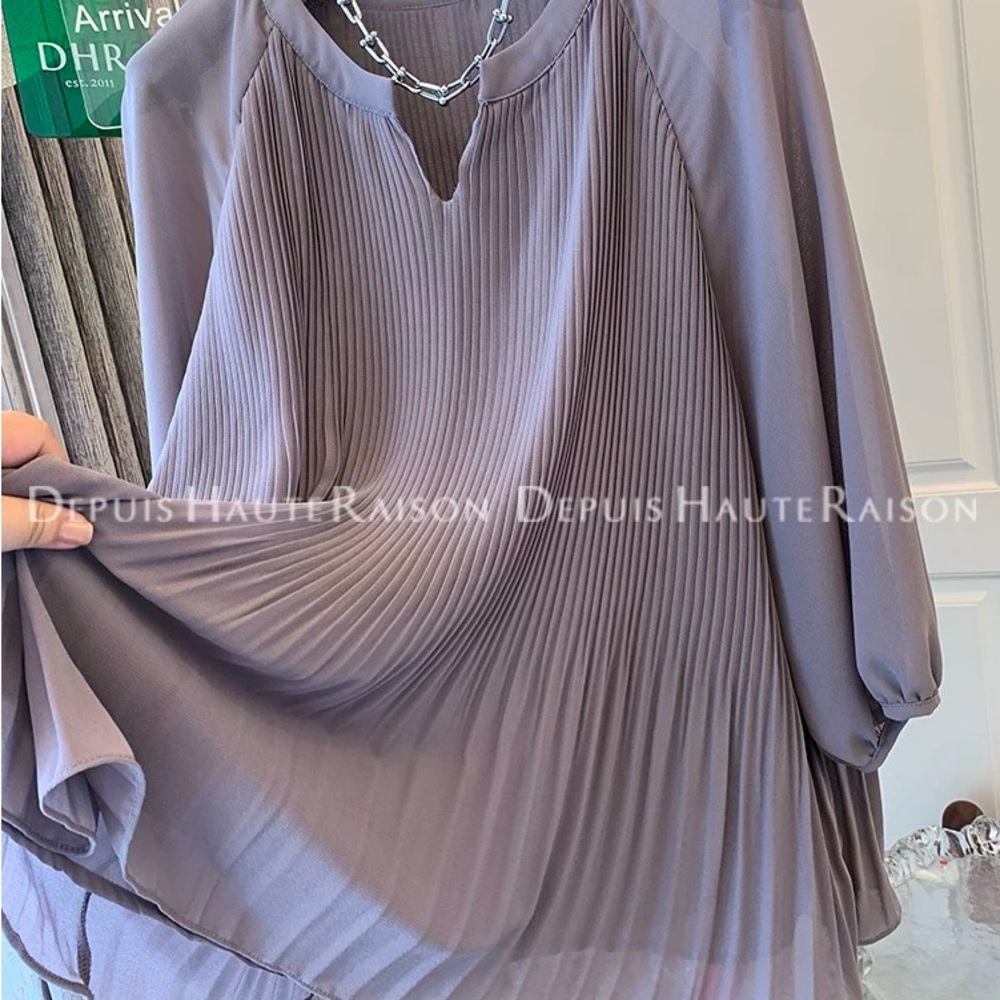Elegant Pleated Blouse in Mauve